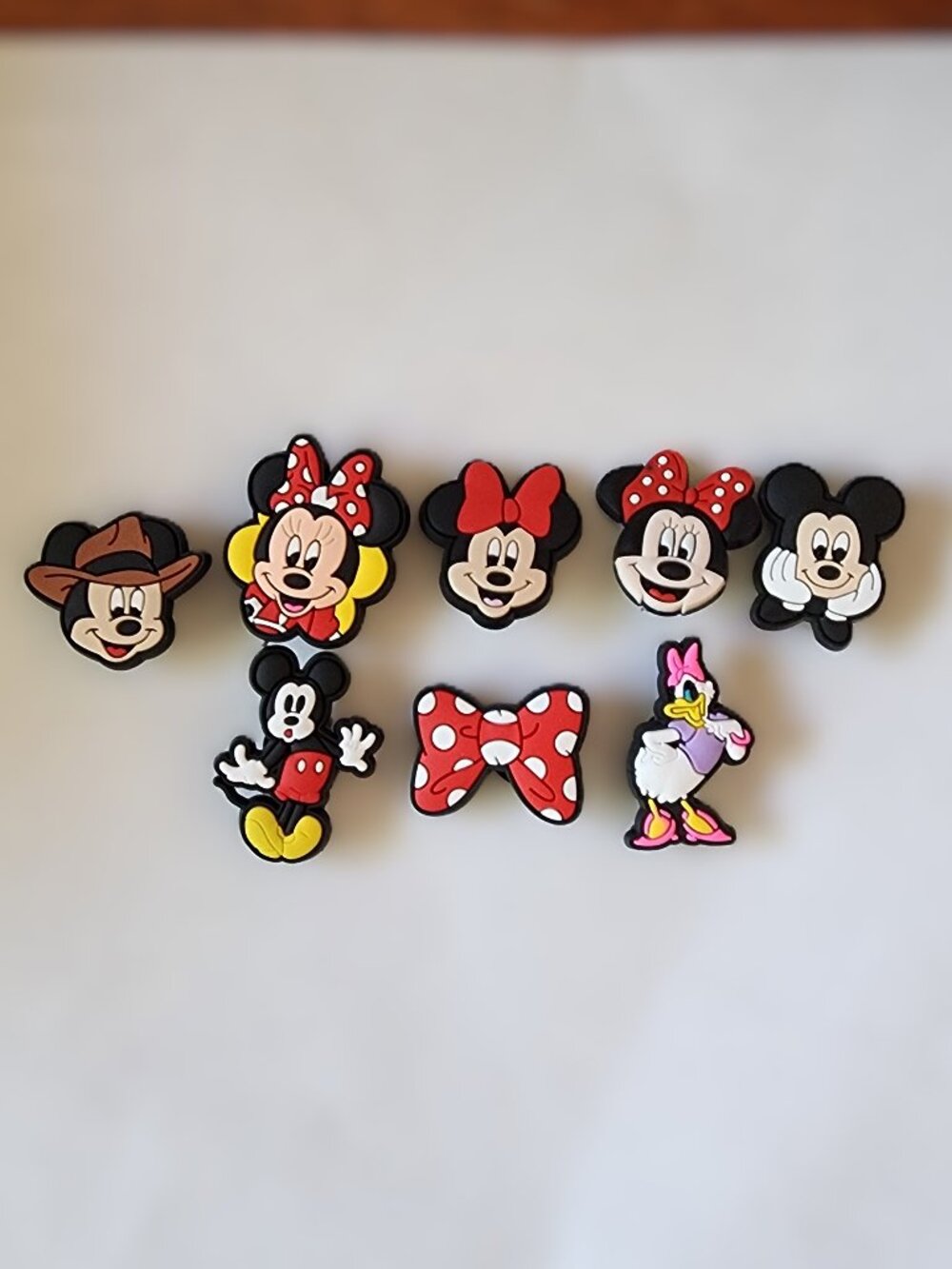 Croc Charms 1 Lot of (8) pcs - Mickey, Minnie, Daisy